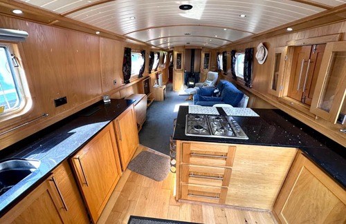 Uxbridge South Otro | Narrowboats and moorings