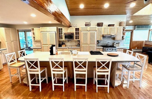 Narrowsburg Casa | Narrowsburg Lake House Estate