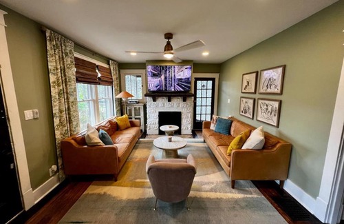 East End Casa | Nashville Fatherland Cottage