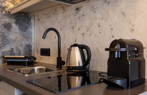 Tholos Hotel | Nastram Suites Oia