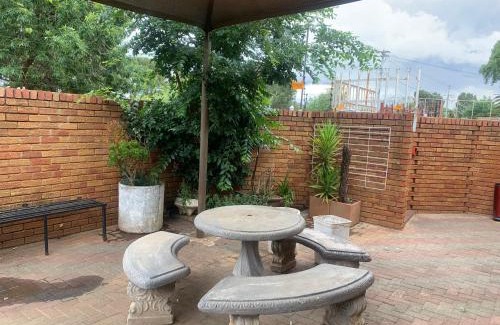 Bloemfontein Casa | Natalia Inn