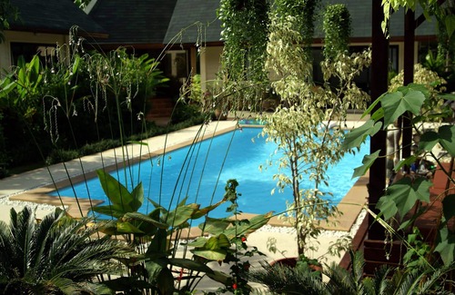 Hua Thanon Villa | Natien Beach Villa