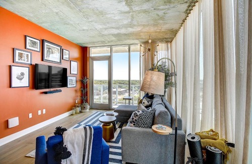 Rainey Street Historic District Casa | Natiivo Austin II