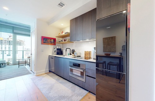 Rainey Street Historic District Apartamento | Natiivo Sky Cottage king studio with balcony & rooftop pool