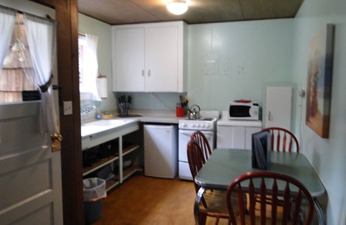 Ocean Park Cabaña | Native Cottage- 2 bed cottage