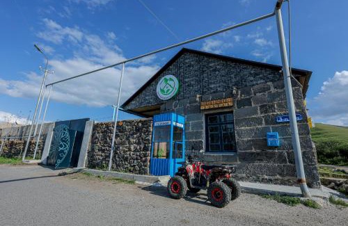 Yerevan Hotel | Native Hatis Mount Eco Resort