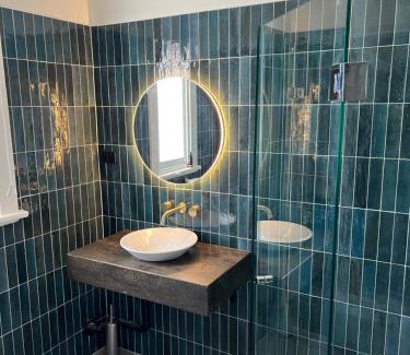 Rozelle Hotel | Native Rose Hotel