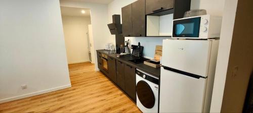 Clermont-Ferrand Apartamento | Natural Home 4 pers WiFi Parking