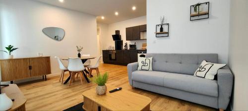 Clermont-Ferrand Apartamento | Natural Home 4 pers WiFi Parking