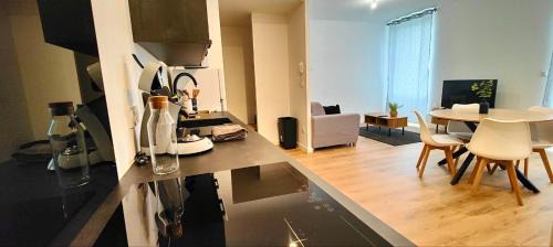 Clermont-Ferrand Apartamento | Natural Home 4 pers WiFi Parking