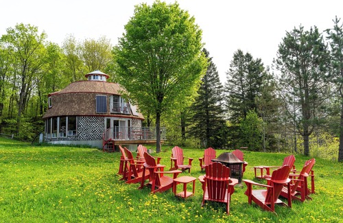 Mauricie Casa | Nature, cycling, & Water Activities—your perfect blend of adventure and comfort