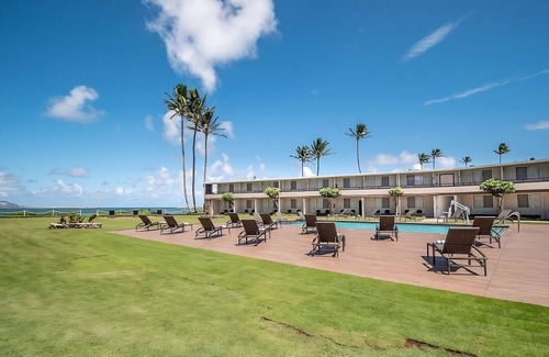 Kahului Casa | Nature Escape! 4 Great Units, Outdoor Pool, Close to Iao Valley State Park!