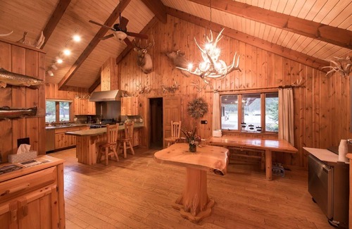 Grayling Chalet De Esquí | Naturaleza Lovers Dream! Caza, pescar, esquiar, caminar, relajarte