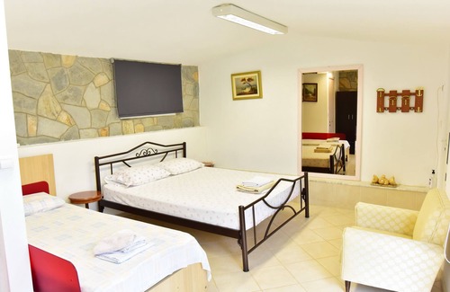 Golden Beach Apartamento | Nature Lovers-Golden Beach-Triple room with View & Big outdoor Kitchen