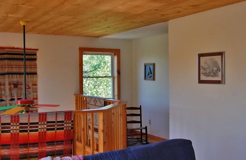 Northport Casa | Nature Retreat House rodeada de lagos / montañas / océano con espectaculares vistas