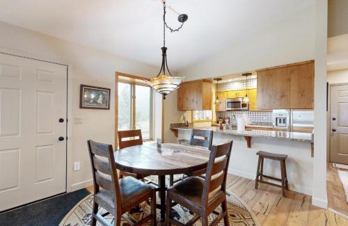 Kalispell Casa | Nature's Nest