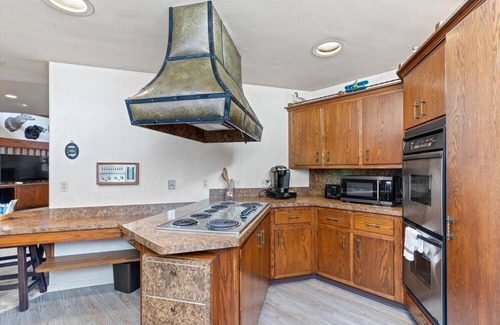 White Mills Casa | Nature's Retreat - Hot tub, Firepit, game room 5 mins to Honesdale