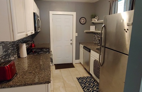 Midtown Casa | Nautical Themed 1940s Home