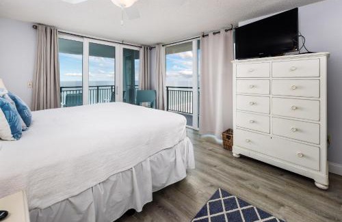 Fort Walton Beach Casa | Nautilus 1601 - Gulf Front 2 Bedroom - 6th Floor - Huge Wraparound Balcony