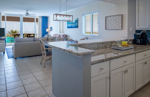 Navarre Beach Condominio | Navarre Beach Regency # 112 - Gulf Front Luxury - ¡Nuevo para 2019!