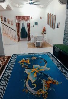 Kota Tinggi Apartamento | NazAnie Homestay