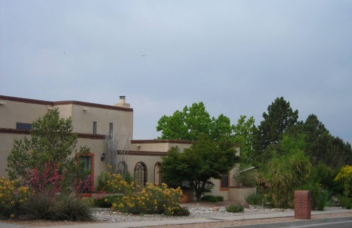 Academy Estates East Casa | Retiro de lujo NE Heights, capacidad de grupo grande