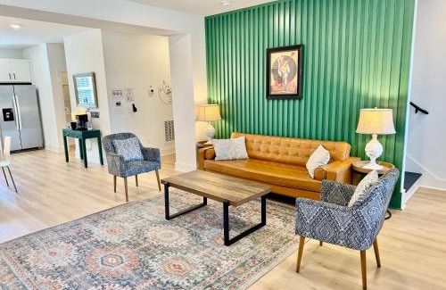 Donelson Casa | Near Broadway & Opry 3br Game Room Sleeps 10