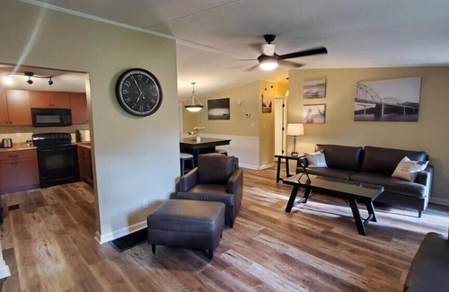 Byrdstown Casa | Near Dale Hollow Lake