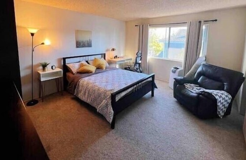 Valle Lindo Condominio | Near Disneyland, Near Universities ,Diamond bar Private Room with Full Bathroom