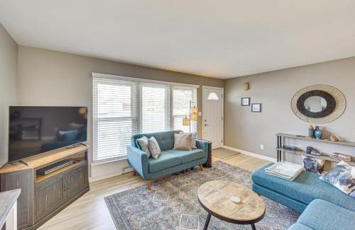 Camp Hill Casa | Near Dtwn Harrisburg Stylish Home with Patio and Yard