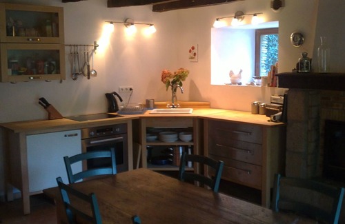 Guillac Otro | Cerca de Josselin y Ploërmel, espaciosa casa rural, grandes jardines privados.