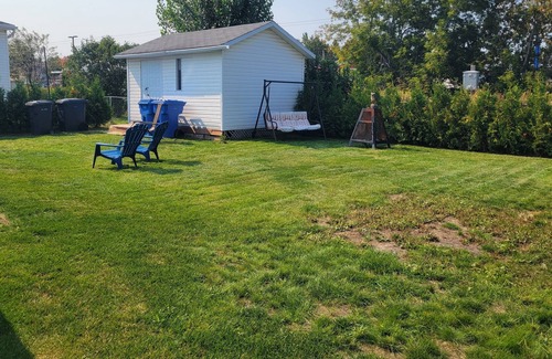 Roberval Casa | Near Lac-St-Jean 5 minutes away.