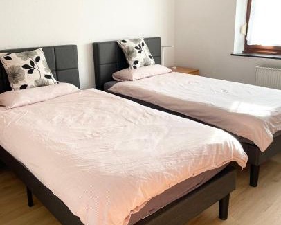 Unterrath Apartamento | Near Messe and Airport, 2-bedroom duplex Apartment with Kitchen and Garden