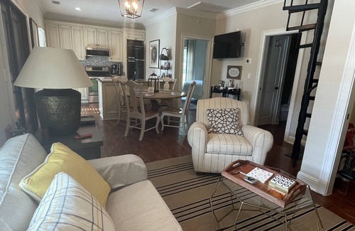 Ramer Casa | Near Montgomery: Voted Top 1% Best Stay