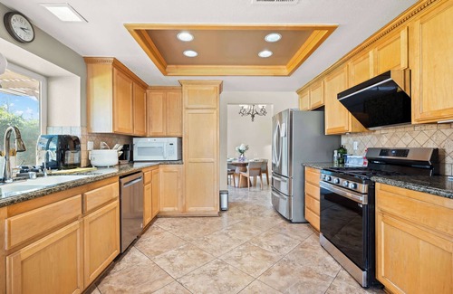 Rancho Cucamonga Casa | Near ONT Spacious Designer-Style Family Retreat