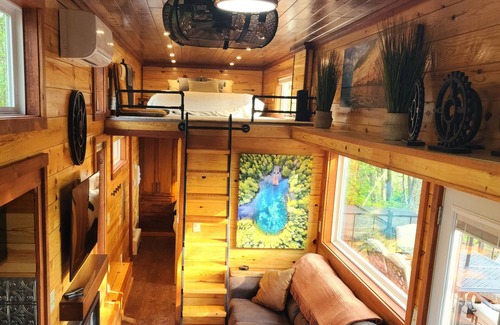 Au Train Casa | Near Pictured Rocks and trails, on the AuTrain River, has private hot tub