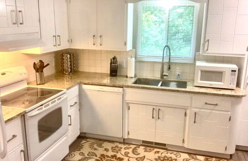 Akron Apartamento | Near Portage lake,Pro Football HOF,Downtown Akron!