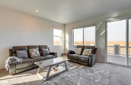 Commerce City Casa | Near Rocky Mountain Arsenal Commerce City Home