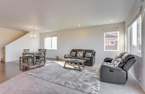 Commerce City Casa | Near Rocky Mountain Arsenal Commerce City Home