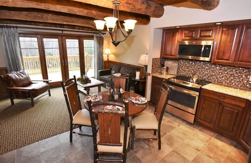 Seven Springs Chalet De Esquí | Near Ski Lifts | Cozy Cedar Chalet w/ Full Kitchen