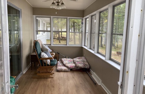 National City Casa | Near Tawas Mi, Cabin in the cove, National City lakefront.