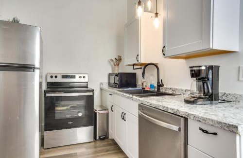 Huning Highland Historic District Apartamento | Near UNM and ABQ BioPark East Dtwn Studio