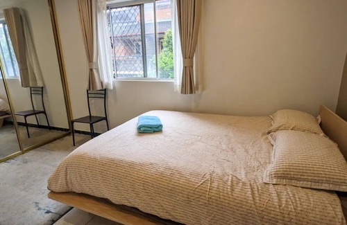 Merrylands Apartamento | Neat Apartment in Quiet, Central Location in Merrylands