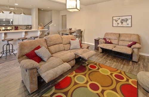 Wellborn Casa | Casa de pueblo ordenada y elegante para su estadía en College Station