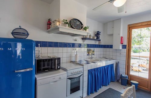 Mazeyrolles Casa | Neat gite with beautiful garden and private pool