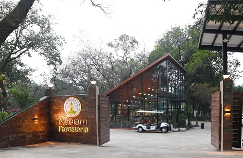 Pachmarhi Complejo | Neelam Foresteria Resort