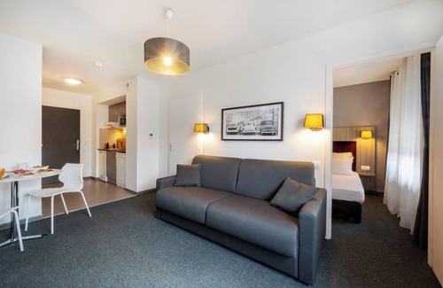 Neudorf Est Casa | Nemea Appart Hotel Elypseo Strasbourg Port