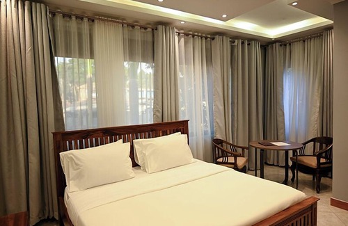 Bukoto Hotel | Neon Hotel Ntinda