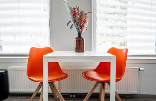 Groningen Apartamento | Neon Nights Studio