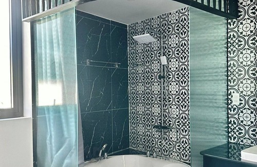 Con Son Hotel | Nereus Hotel